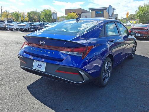 2025 Hyundai ELANTRA Sport