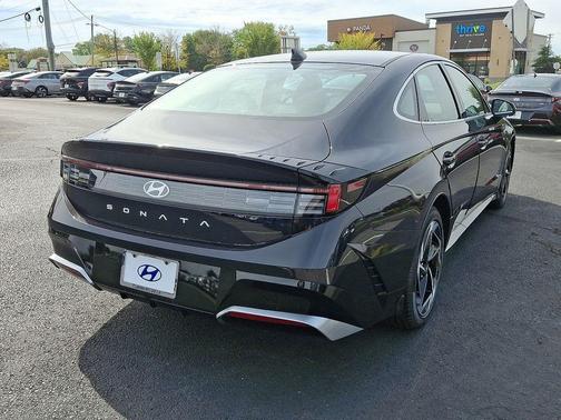2026 Hyundai SONATA SEL