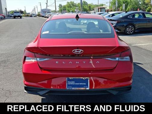 2022 Hyundai ELANTRA SEL