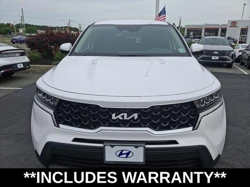 2022 Kia Sorento LX