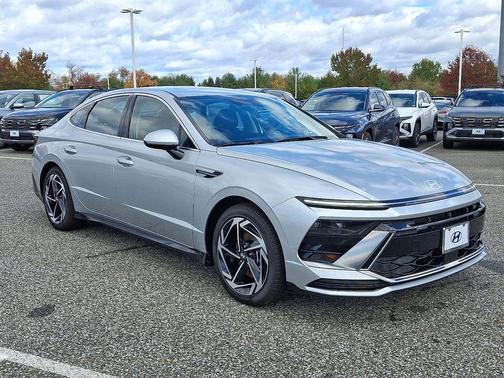 Aero Silver 2026 Hyundai SONATA SEL