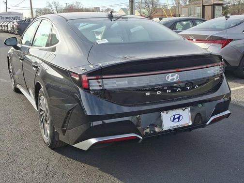 2025 Hyundai SONATA Hybrid SE