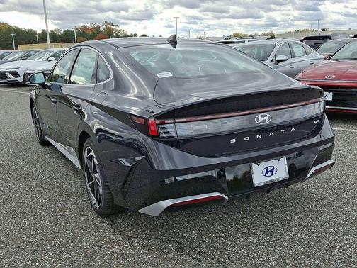 2026 Hyundai SONATA SEL