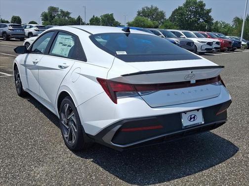 2025 Hyundai ELANTRA Sport
