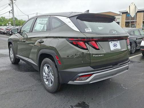 2025 Hyundai TUCSON SE