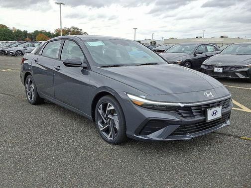 2025 Hyundai ELANTRA Sport