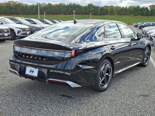 2026 Hyundai SONATA SEL