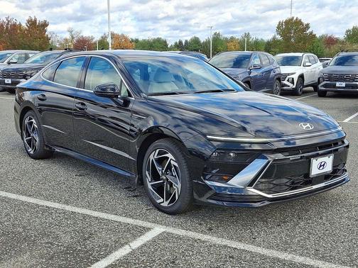 2026 Hyundai SONATA SEL