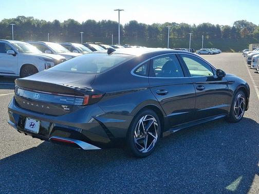 2026 Hyundai SONATA SEL