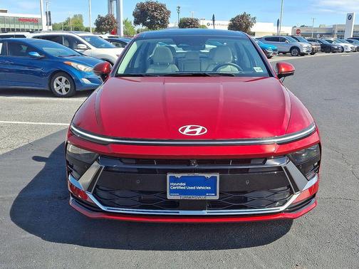 2024 Hyundai SONATA Hybrid Limited