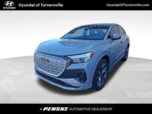 Pebble Gray 2022 Audi e-tron Premium