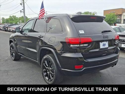 2021 Jeep Grand Cherokee Laredo