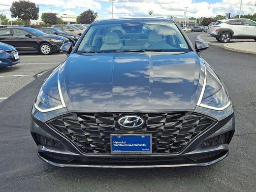 2022 Hyundai SONATA SEL
