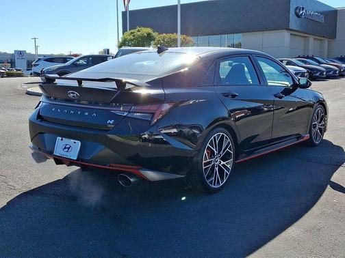 Phantom Black 2022 Hyundai ELANTRA N Base