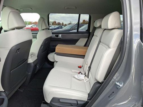 Hampton Gray 2026 Hyundai SANTA FE SE