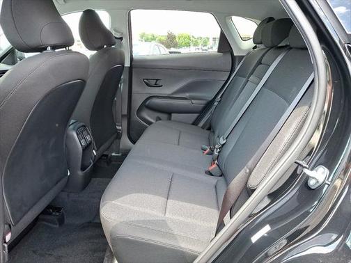 2025 Hyundai KONA SEL Convenience
