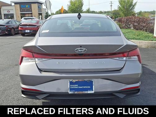 2023 Hyundai ELANTRA SE