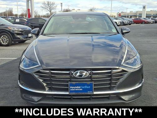 2022 Hyundai SONATA SE