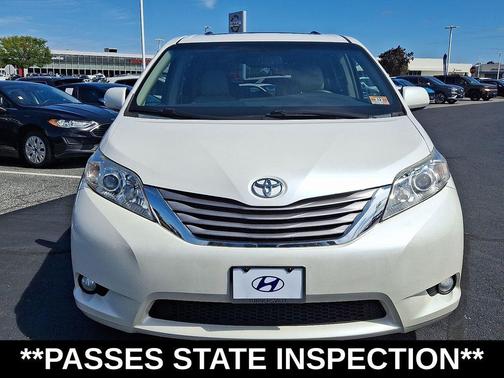 2015 Toyota Sienna XLE