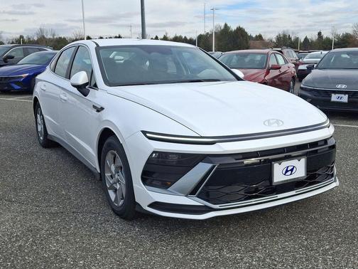 2025 Hyundai SONATA SE