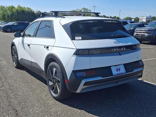 2025 Hyundai IONIQ 5 SEL