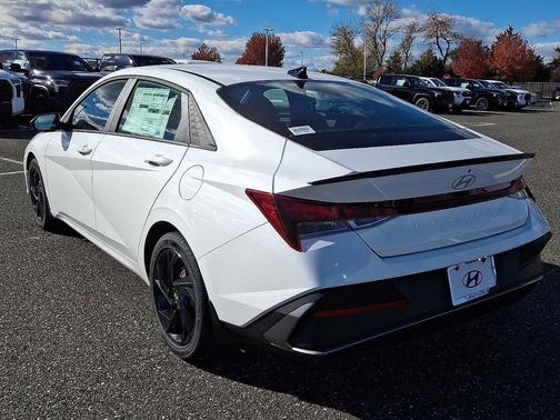 2026 Hyundai ELANTRA Sport