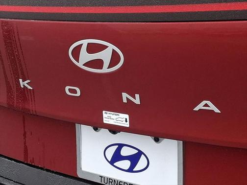 2025 Hyundai KONA SEL