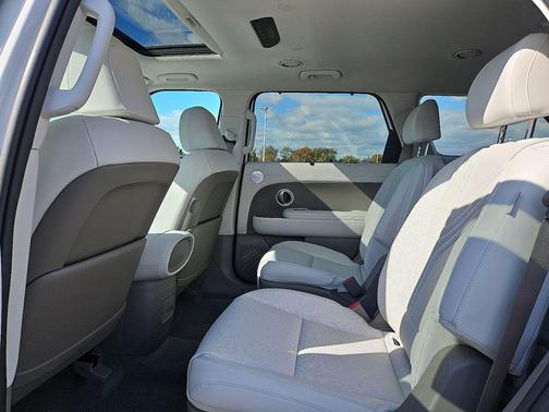2026 Hyundai PALISADE SEL