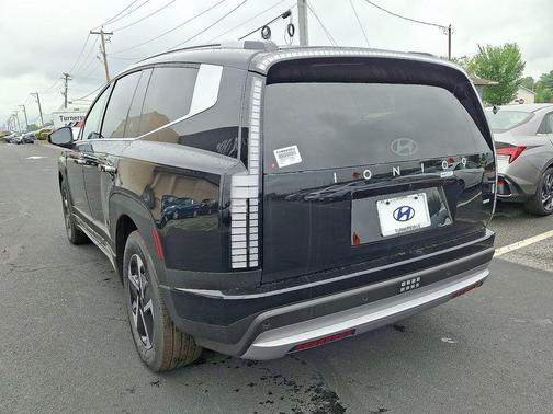 2026 Hyundai IONIQ 9 SE