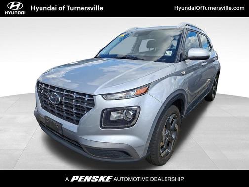 2022 Hyundai VENUE SEL