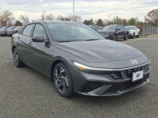 2025 Hyundai ELANTRA Sport