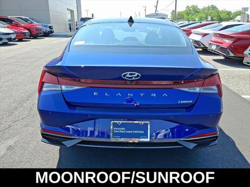 2023 Hyundai ELANTRA Limited