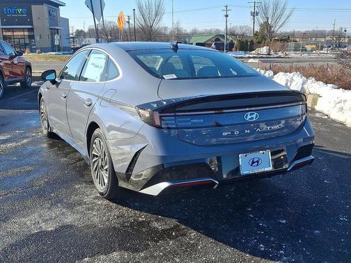 2026 Hyundai SONATA Hybrid SE