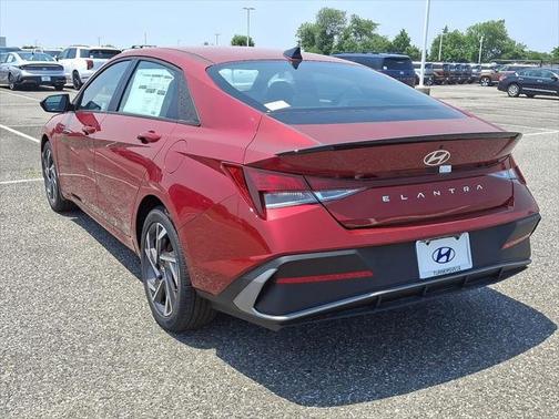 2025 Hyundai ELANTRA Sport