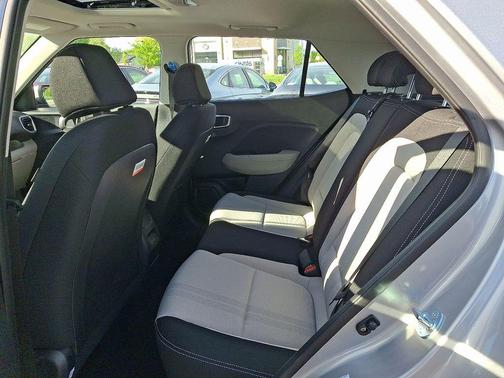 Shimmering Silver 2026 Hyundai VENUE SEL