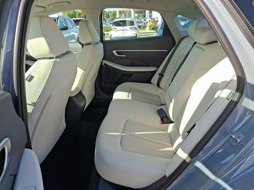 2026 Hyundai SONATA SEL