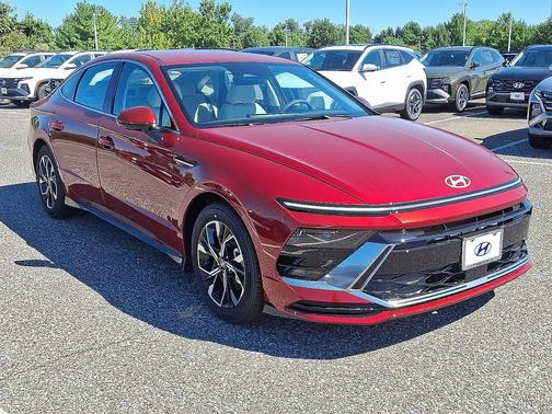 2025 Hyundai SONATA SEL