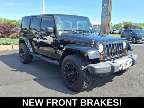 Black Clearcoat 2013 Jeep Wrangler Unlimited Sahara