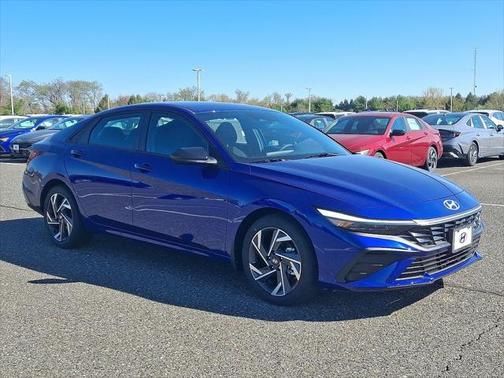 2025 Hyundai ELANTRA Sport