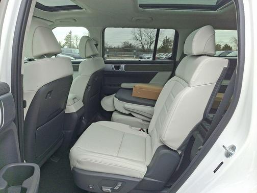 2026 Hyundai SANTA FE HEV Calligraphy