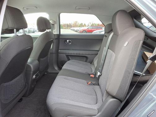 2026 Hyundai IONIQ 5 SE