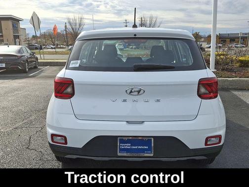 2023 Hyundai VENUE SE