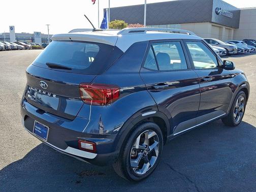 Denim w/White Roof 2023 Hyundai VENUE Limited
