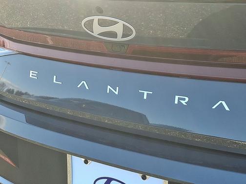 Ecotronic Gray 2026 Hyundai ELANTRA Sport