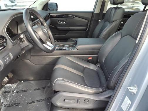 2024 Honda Pilot Touring 8-Passenger