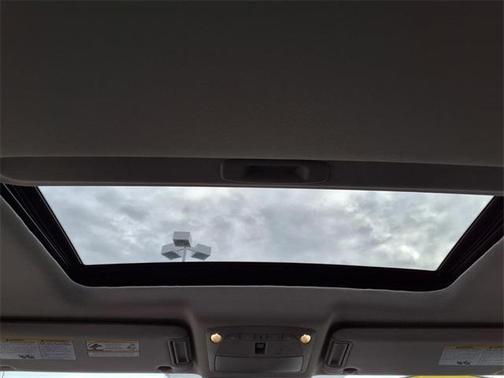 2024 Nissan Armada SL 4WD