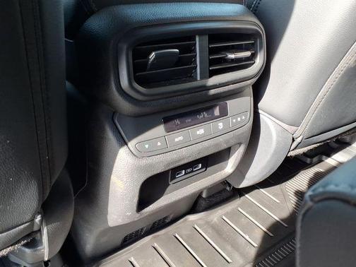 2023 Honda Pilot AWD EX-L 8 Passenger