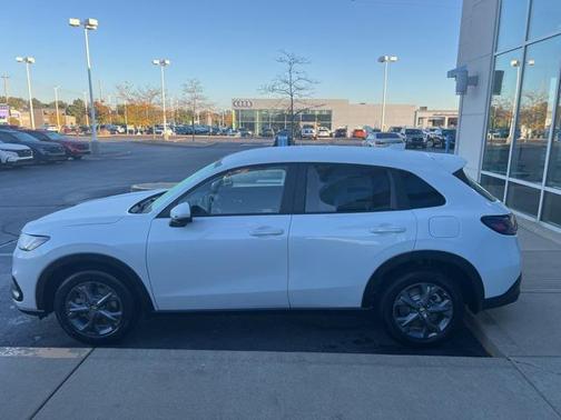 2026 Honda HR-V LX