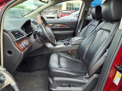 2013 Lincoln MKX Base