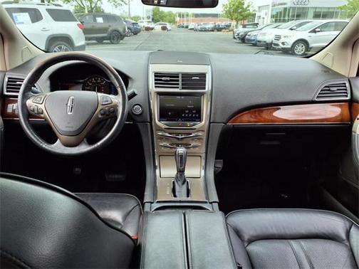 2013 Lincoln MKX Base